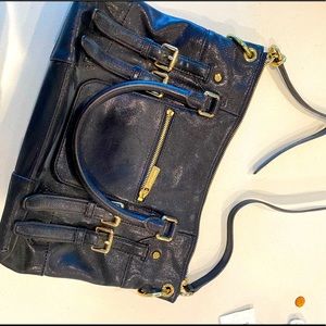 Beautiful Micheal Kors Navy and Gold Crossbody bag